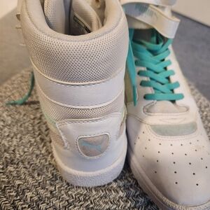 Puma High Top Sneakers